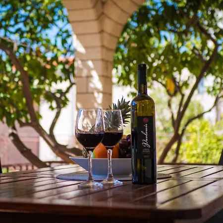 Apartment Peaceful & Sunny Trogir
